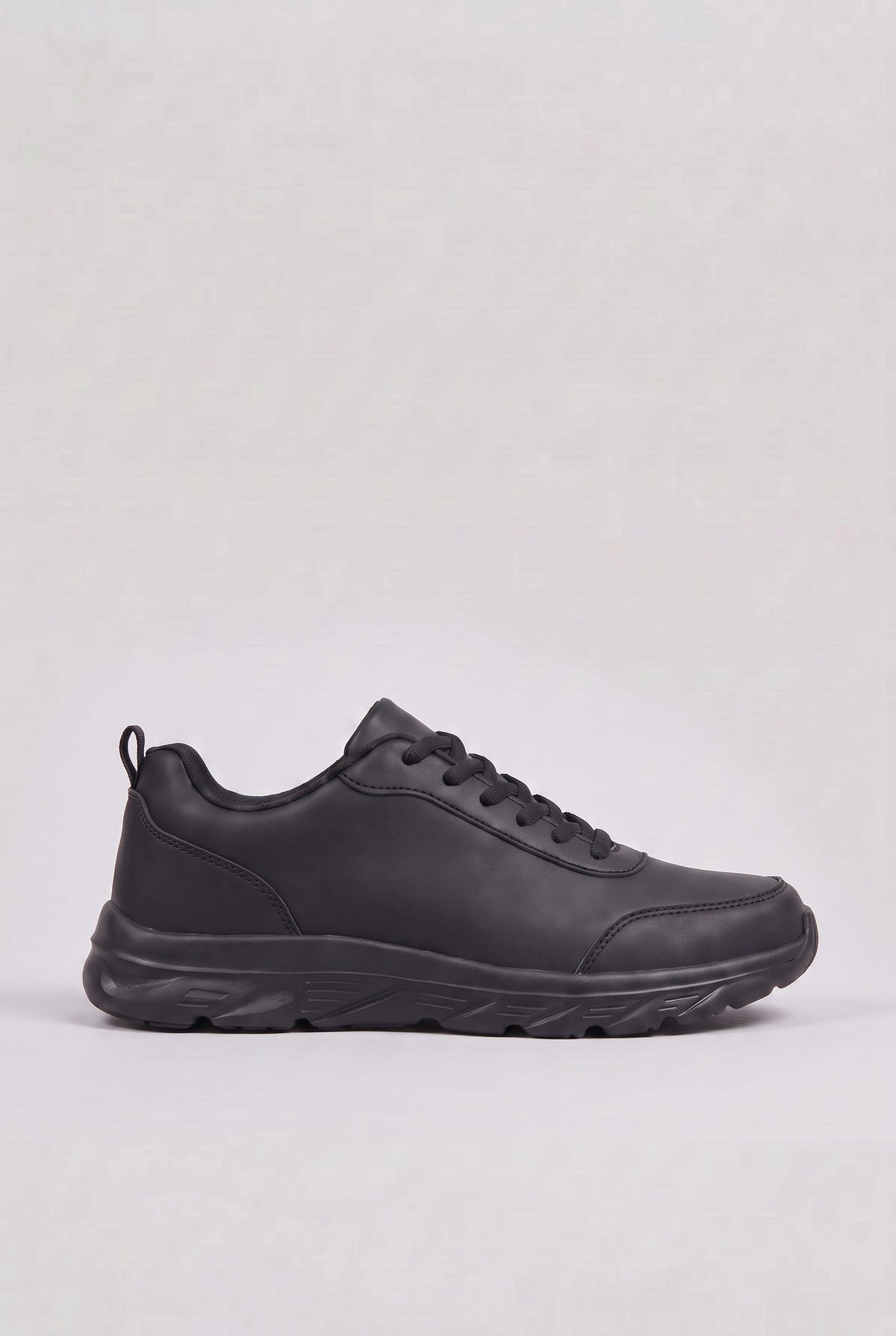 Everyday Trainers | Men's Nike Trainers with Cushioned Comfort | Stylish Lace-Up Walking Shoes for Men 0