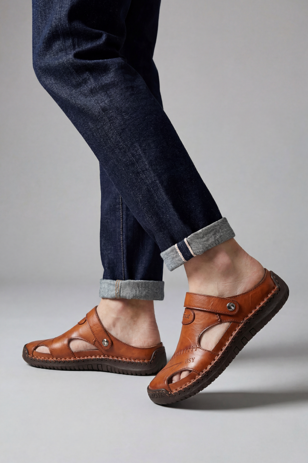 Men's Leather Sandals with Closed Toe Design & Breathable Cut-Outs for All-Day Comfort 1