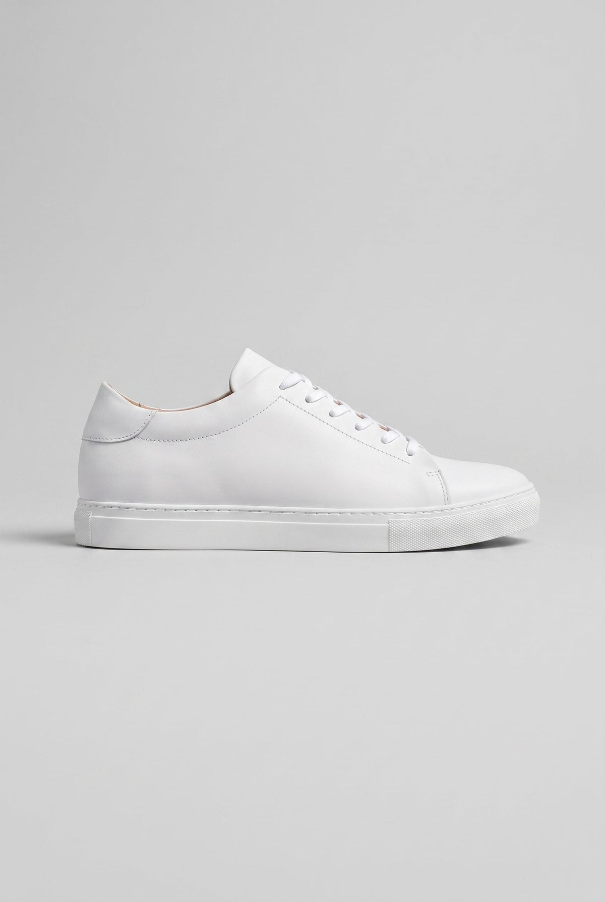Men's White Trainers | Low-Top Lace-Up Shoes with Textured Heel Counter | Everyday Comfort for Casual Style 0